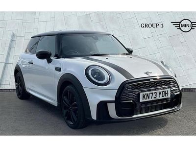 Used Mini Cooper Premium 136 HP (100 kW) 2024 White Hatchback