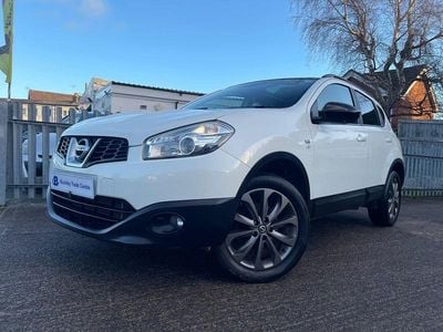 White Used 2013 Nissan Qashqai 360º SUV | £3,500 (Fair price)