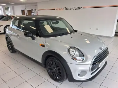 Used Mini Cooper Hatch 136 HP (100 kW) 2016 Silver Hatchback