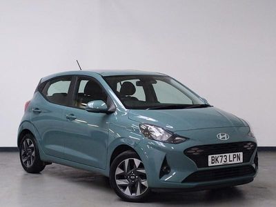 Used Hyundai i10 Advanced 67 HP (49 kW) 2023 Green Hatchback