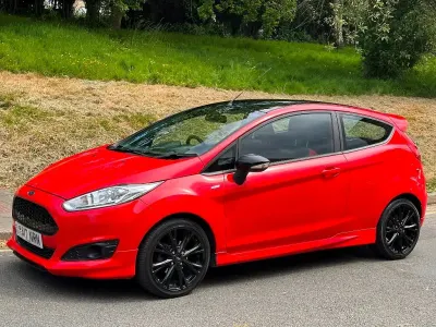 Used Ford Fiesta ST-Line 140 HP (102 kW) 2017 Red Hatchback