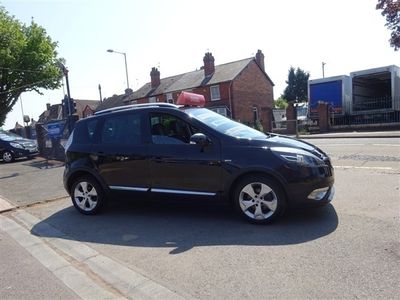 used Renault Scénic III 1.6 dCi Dynamique TomTom Energy 5dr [Bose+ Pack] ** LOW RATE FINANCE AVAILABLE ** SERVICE HISTORY **