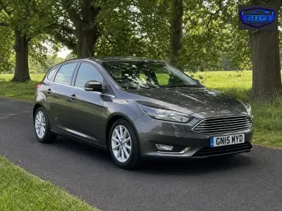 Used Ford Focus Titanium 115 HP (84 kW) 2015 Grey Hatchback