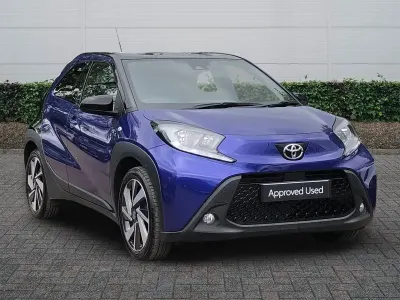 Used Toyota Aygo X 72 HP (52 kW) 2024 Blue SUV