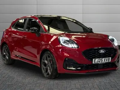 Used Ford Puma ST 170 HP (125 kW) 2025 Fantastic red SUV