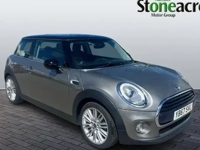 Used Mini Cooper Hatch 136 HP (100 kW) 2017 Silver Hatchback