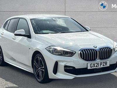 Usado BMW 118 M Sport 134 HP (98 kW) 2021 Branco Citadino