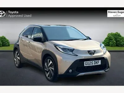 Used Toyota Aygo X 72 HP (52 kW) 2025 Beige SUV