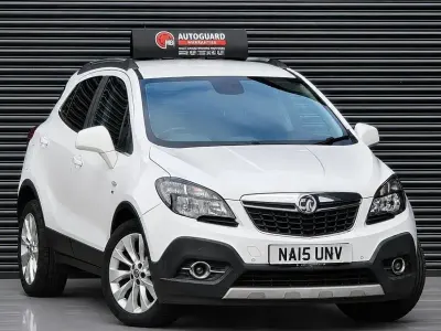 Used Vauxhall Mokka 140 HP (102 kW) 2015 White SUV
