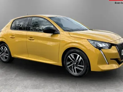 Second-hand Peugeot 208 Allure Premium 102 CP (75 kW) 2022 Hatchback