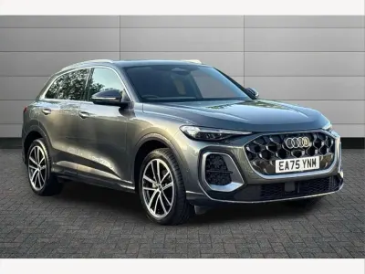Used Audi Q5 S-Line 204 HP (150 kW) 2025 Grey SUV