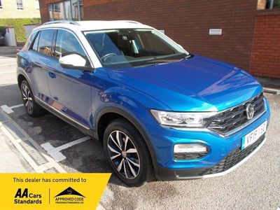 Usado VW T-Roc Design 115 HP (84 kW) 2019 Azul SUV