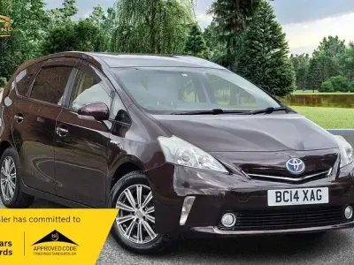 Used Toyota Prius+ 136 HP (100 kW) 2014 Purple MPV