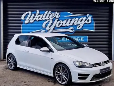 Used VW Golf VII R 310 HP (228 kW) 2017 White Hatchback