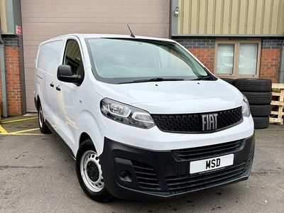 White Used 2022 Fiat Scudo Van | £10,500 (Fair price)