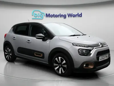 Begagnad Citroën C3 PureTech 82 HK (60 kW) 2023 Grå Halvkombi
