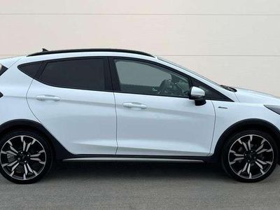 Używany Ford Fiesta Active X 100 KM (73 kW) 2023 Biały Hatchback