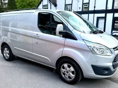 Used Ford Transit Custom Limited 130 HP (95 kW) 2018 Silver Van