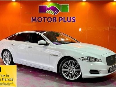 Used Jaguar XJ Portfolio 275 HP (202 kW) 2011 White Sedan