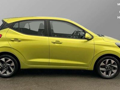 Used Hyundai i10 Advanced 63 HP (46 kW) 2025 Green Hatchback