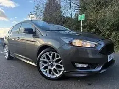Używany Ford Focus ST-Line 2017 Szary Hatchback