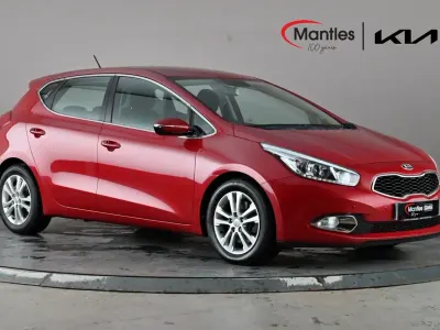 Used Kia Ceed 126 HP (92 kW) 2013 Red Hatchback
