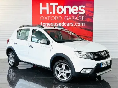 Używany Dacia Sandero Essentiel 2020 Biały Hatchback