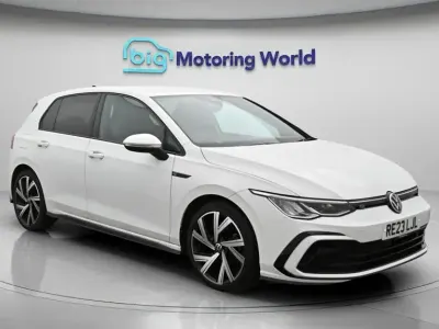 Used VW Golf VIII R-line 150 HP (110 kW) 2023 White Hatchback