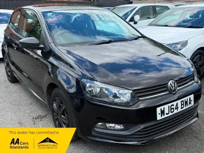 Begagnad VW Polo S 2014 Svart Halvkombi