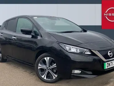 Gebraucht Nissan Leaf Tekna 110 kW (150 PS) 2021 Schwarz Kleinwagen