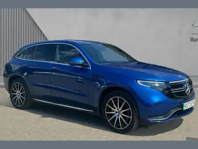 Usado Mercedes EQC400 AMG line 300 kW (408 HP) 2023 Azul SUV