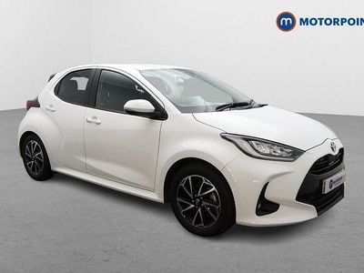 Used Toyota Yaris Hybrid Design 2023 White Hatchback