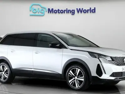Used Peugeot 5008 Allure Premium 131 HP (96 kW) 2022 White SUV