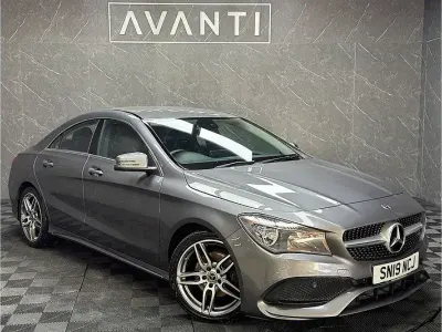 Gebraucht Mercedes CLA180 AMG line 122 PS (89 kW) 2019 Grau Limousine