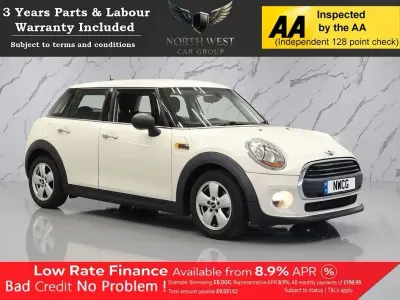 Usado Mini ONE Hatch 102 CV (75 kW) 2015 Blanco Utilitario