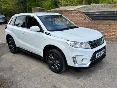 Used Suzuki Vitara SZ-T 112 HP (82 kW) 2019 White Hatchback