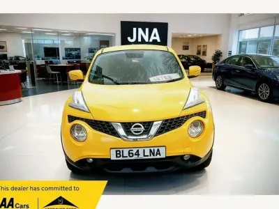 Used Nissan Juke Acenta Premium 115 HP (84 kW) 2014 Yellow SUV