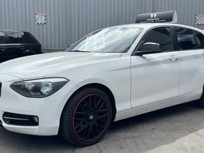 Used BMW 118 Sport Line 2014 White Hatchback