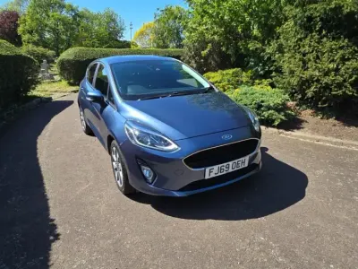 Second-hand Ford Fiesta Trend 2019 Albastru Hatchback