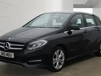 Begagnad Mercedes B200 Executive 2015 Svart Minibuss