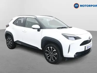 Usado Toyota Yaris Hybrid Design 2023 Branco Citadino