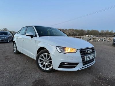 Used Audi A3 105 HP (77 kW) 2013 White Hatchback