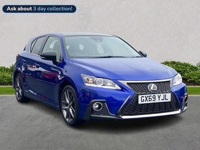 Lexus CT200h