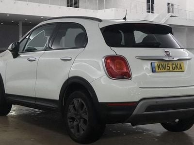White Used 2015 Fiat 500X Cross SUV | £3,995 (Fair price)
