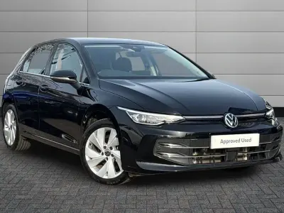 Used VW Golf VIII Style 150 HP (110 kW) 2025 Black Hatchback