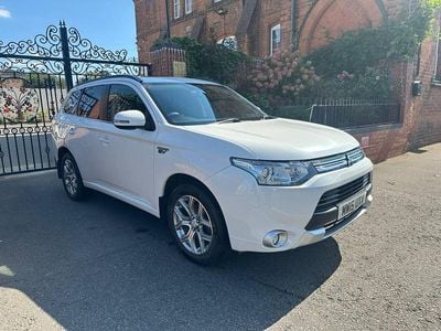 Mitsubishi Outlander P-HEV