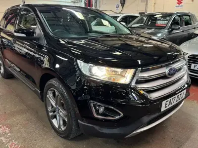 Used Ford Edge Titanium 179 HP (131 kW) 2017 Black SUV