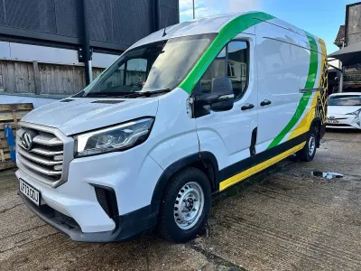 Used Maxus V90
