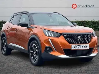 Usado Peugeot 2008 GTi 130 HP (95 kW) 2021 Laranja SUV