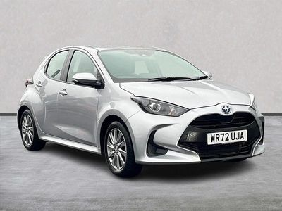 Used Toyota Yaris Hybrid 116 HP (85 kW) 2022 Silver Hatchback